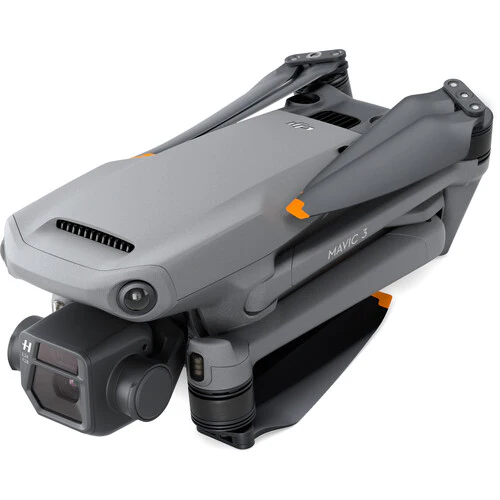 DJI Mavic 3 Fly More Combo - Image 9